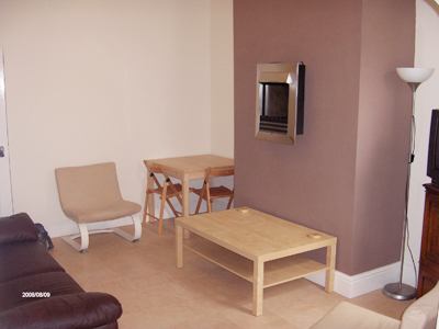 Room Rayleigh Grove in Gateshead