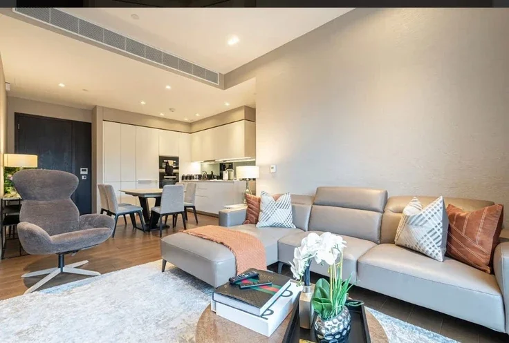 Flat Lillie Road in Greater London