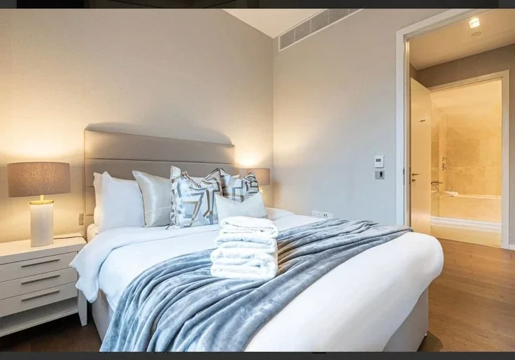 Flat Lillie Road in Greater London