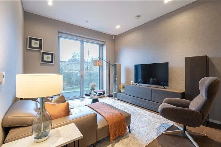Flat Lillie Road in Greater London