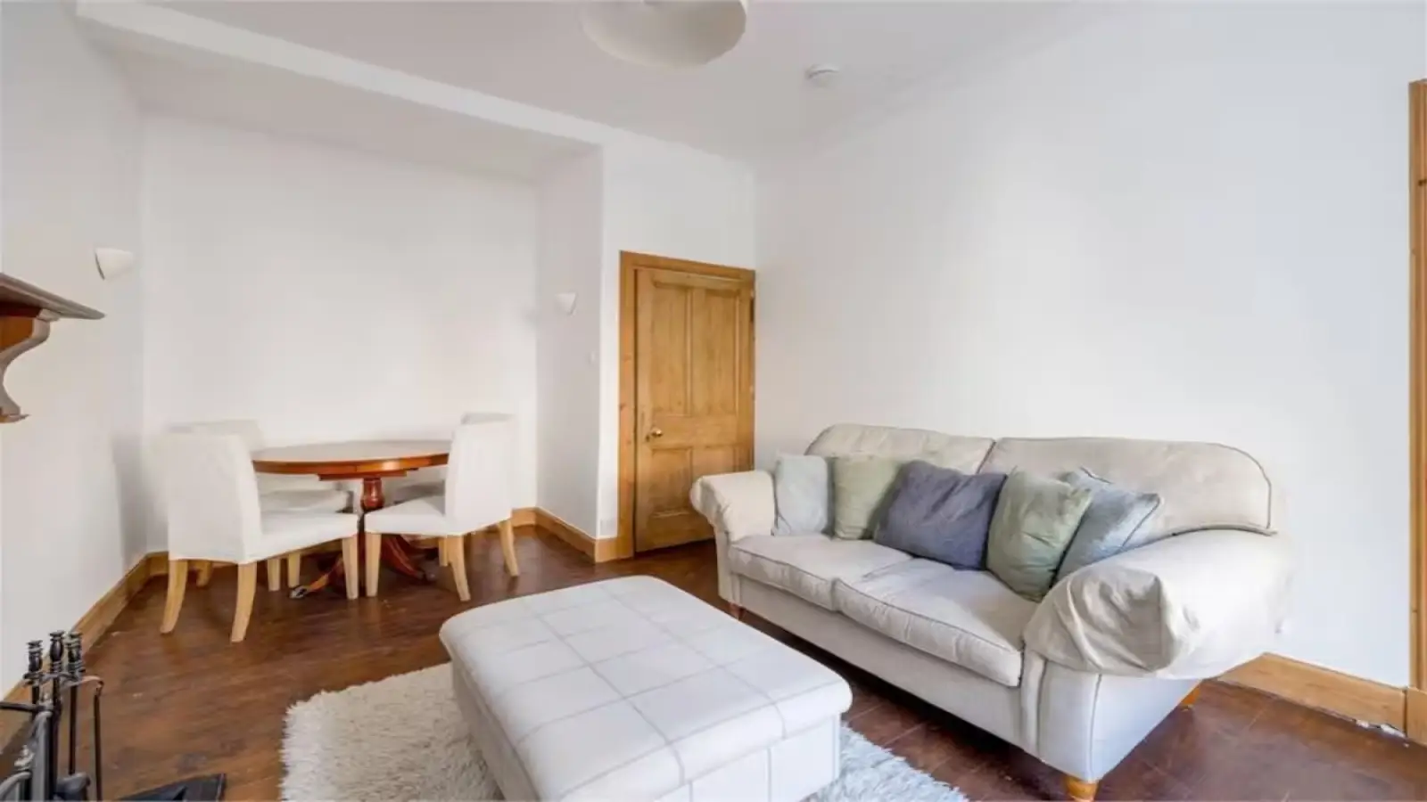 Flat Bell Place in City of Edinburgh