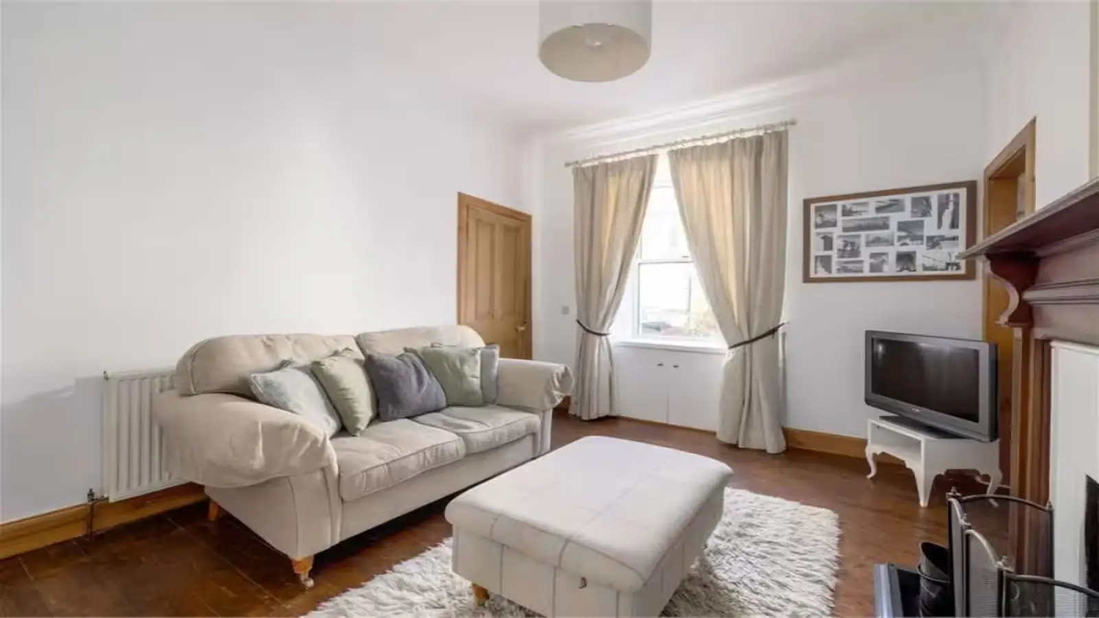 Flat Bell Place in City of Edinburgh