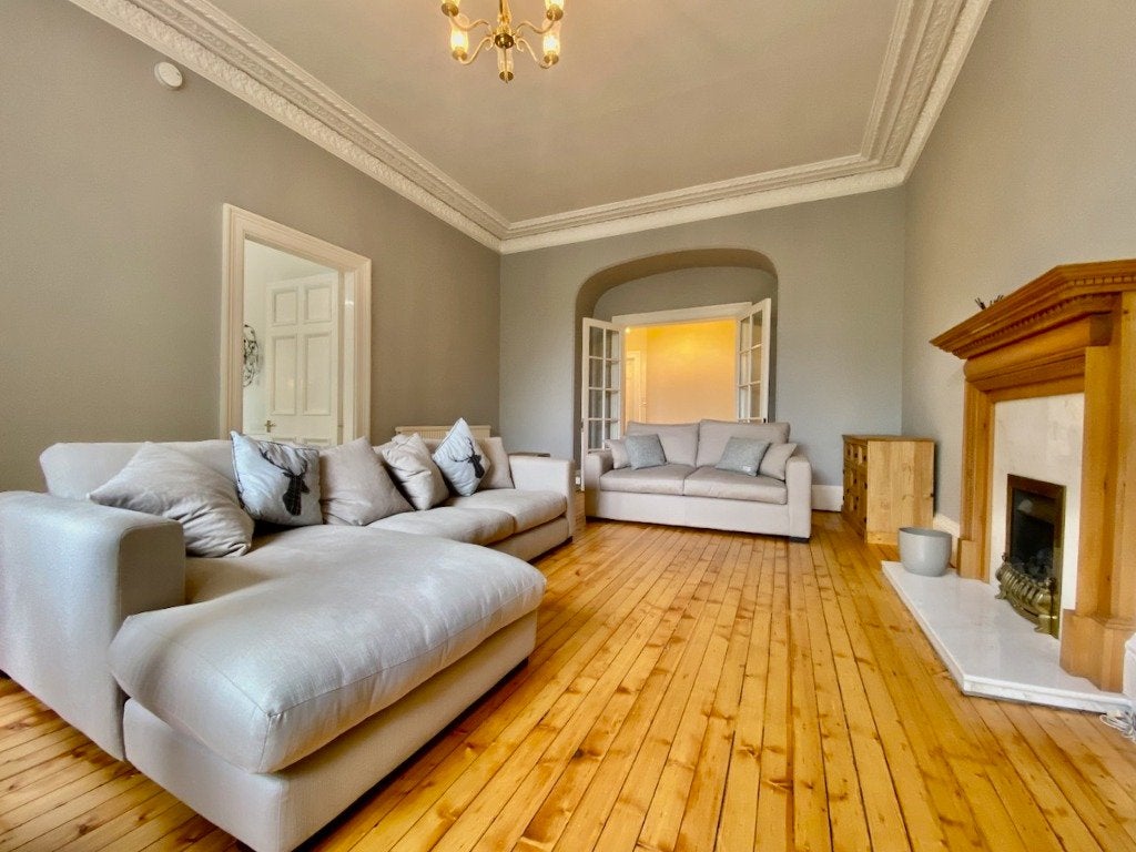 Flat Murrayfield Avenue in City of Edinburgh