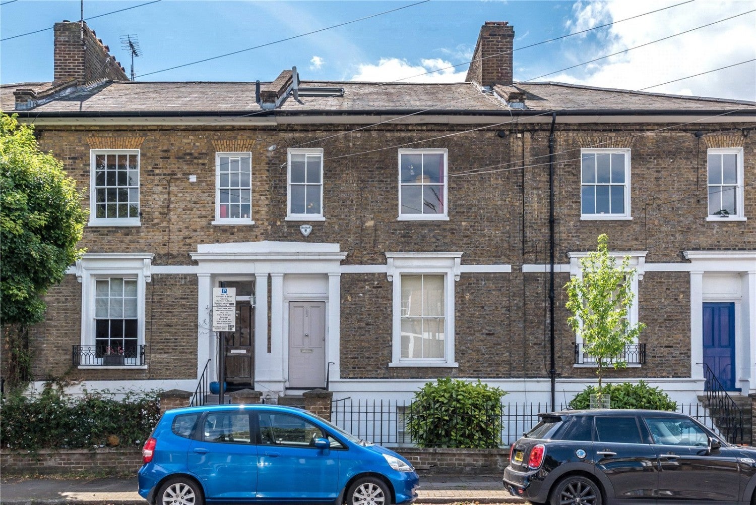 Flat Downham Road in Greater London