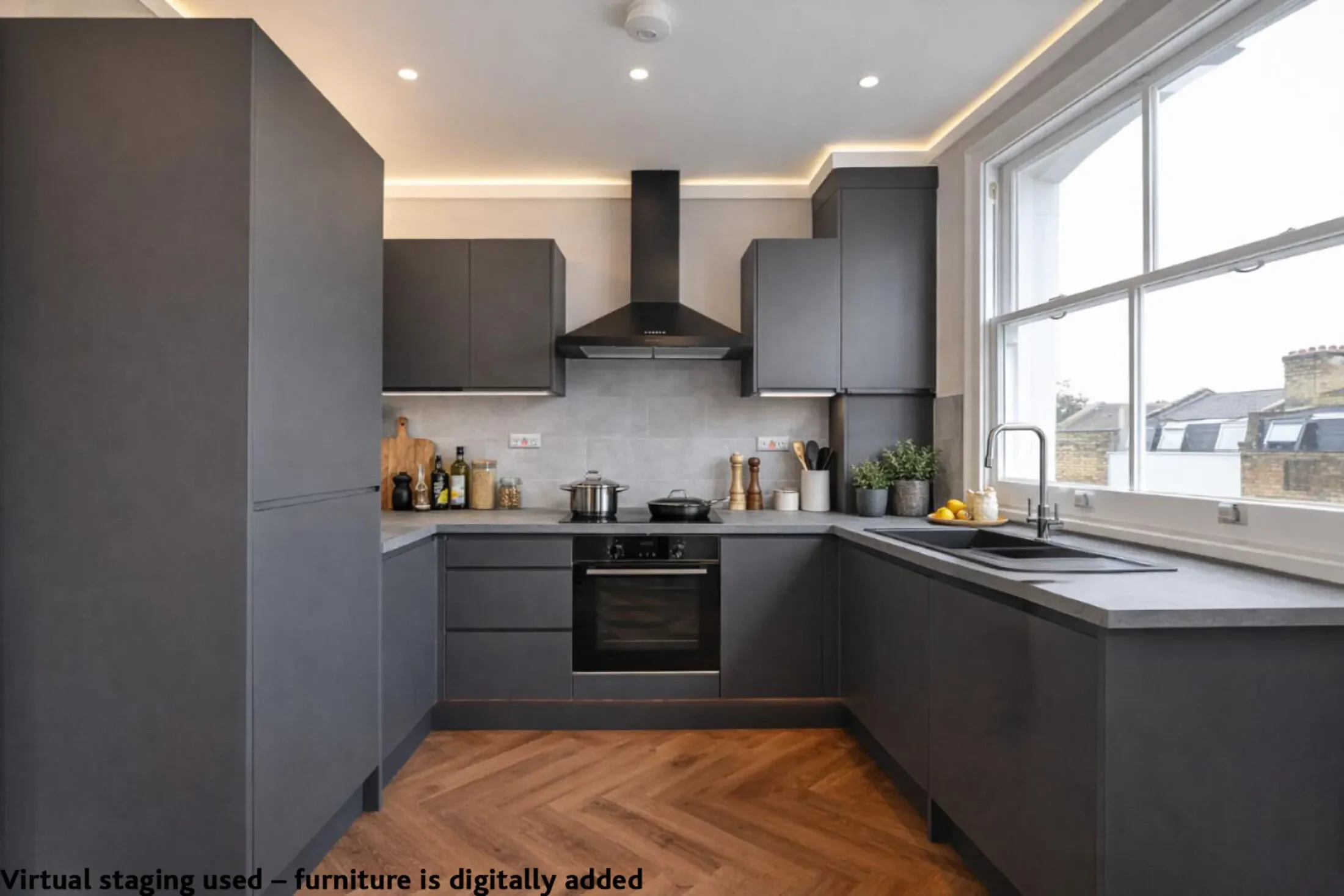 Flat Louvaine Road in Greater London