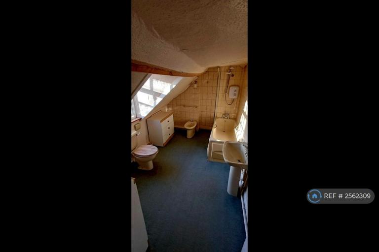 House A345 in Ford