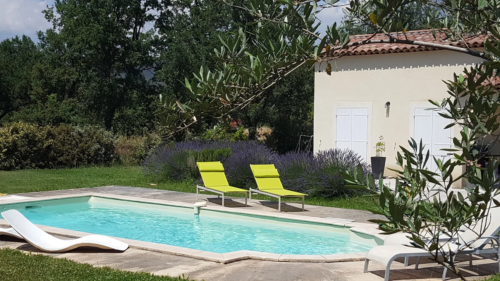 Maison Route de Marseille à Nans-les-Pins
