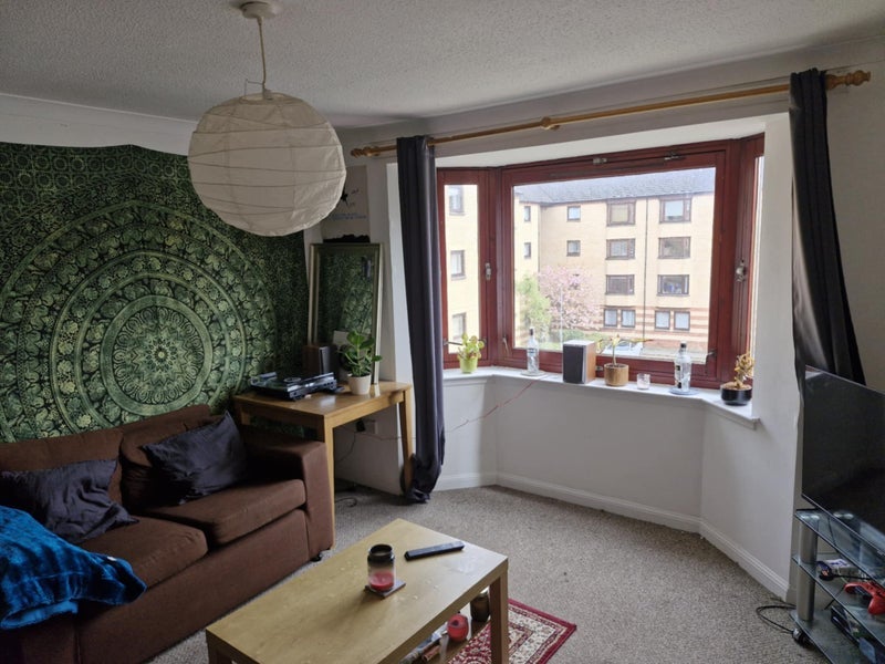 Room Leyden Court in Glasgow
