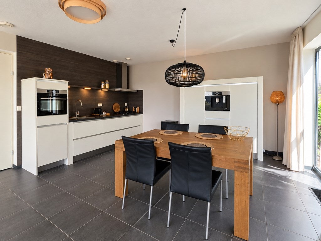 Appartement te huur: Veembroederhof 146, Amsterdam