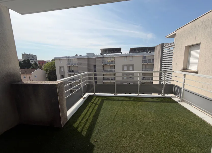 Appartement Rue Charles Chabert à Montélimar