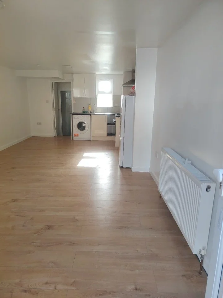 Flat Boyn Valley Road in Maidenhead