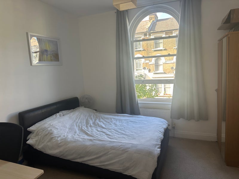Room Digby Crescent in Greater London