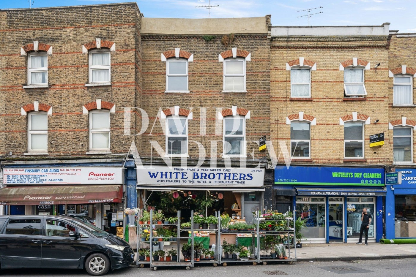 Flat Blackstock Road in Greater London