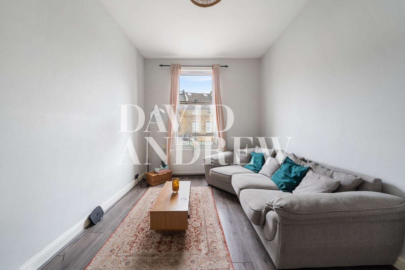 Flat Blackstock Road in Greater London