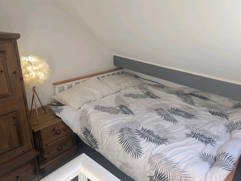 Room Woodseats Road in Sheffield