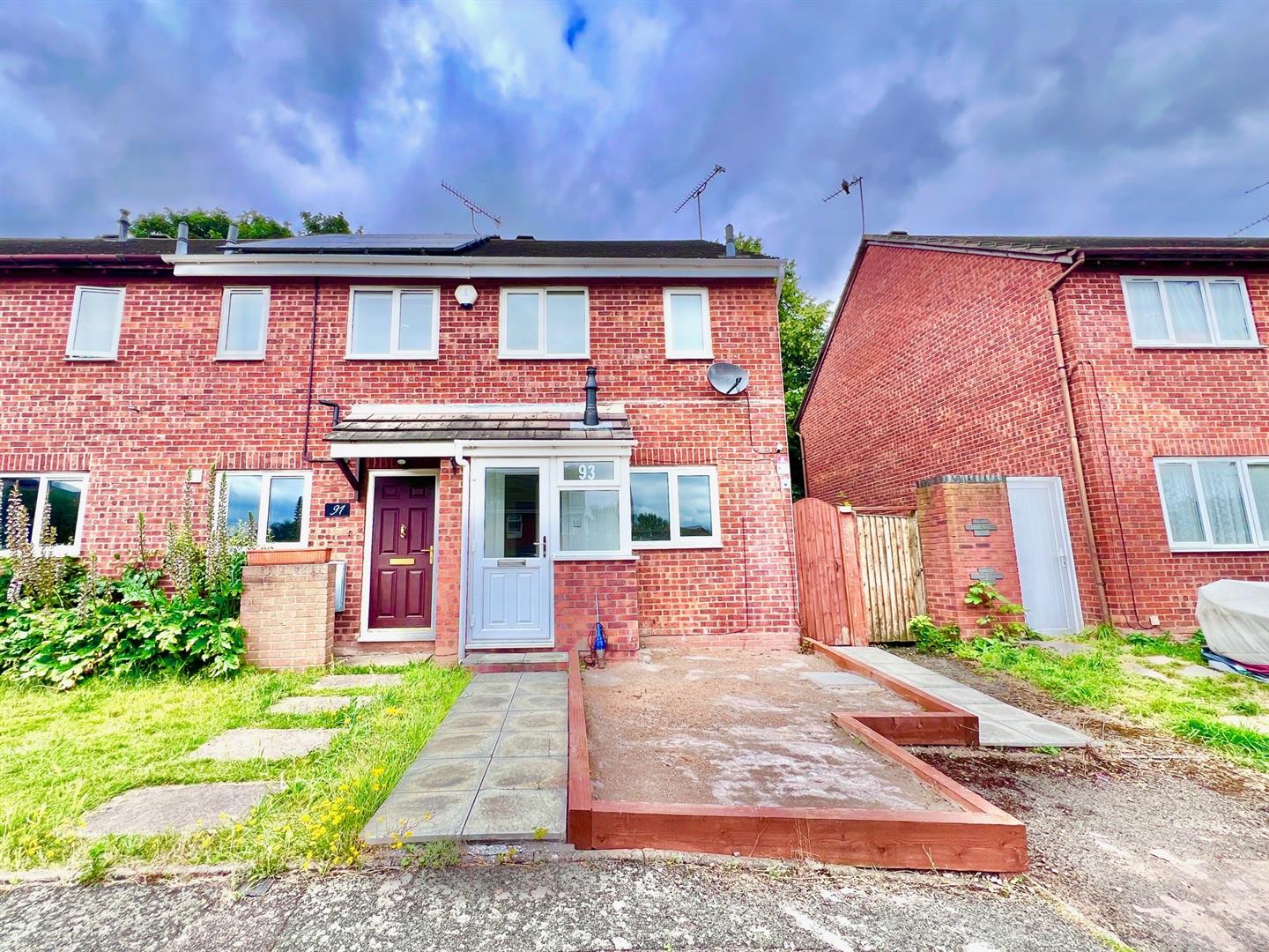 House Dawes Close in Coventry