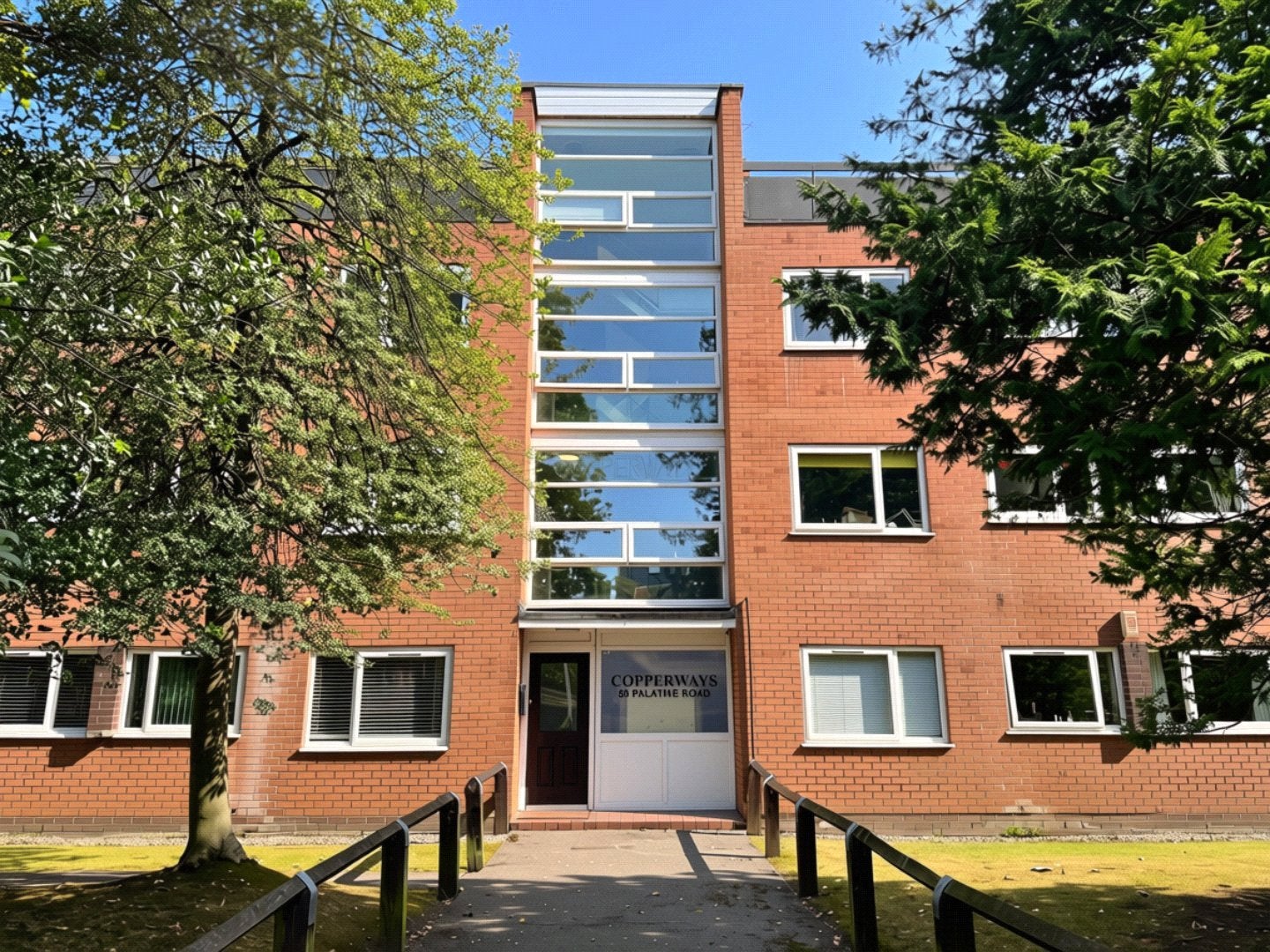 Flat Palatine Road in Manchester
