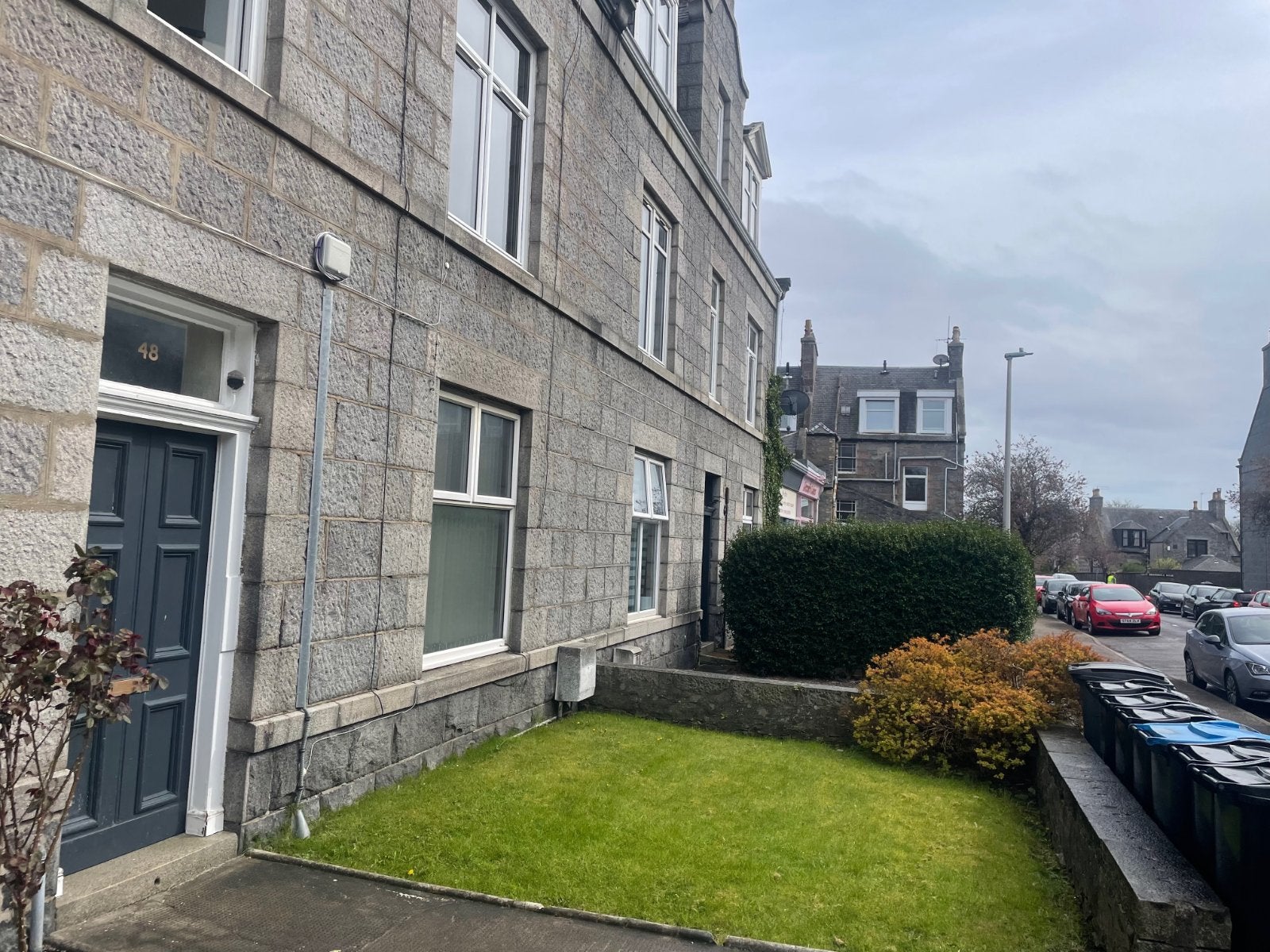 Flat Balmoral Place in Aberdeen City
