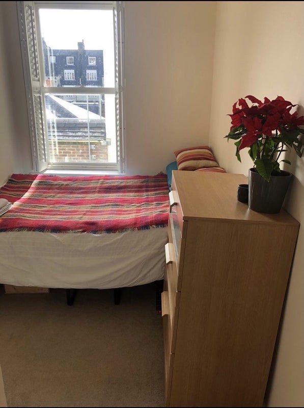 Room Curzon Street in City of Westminster
