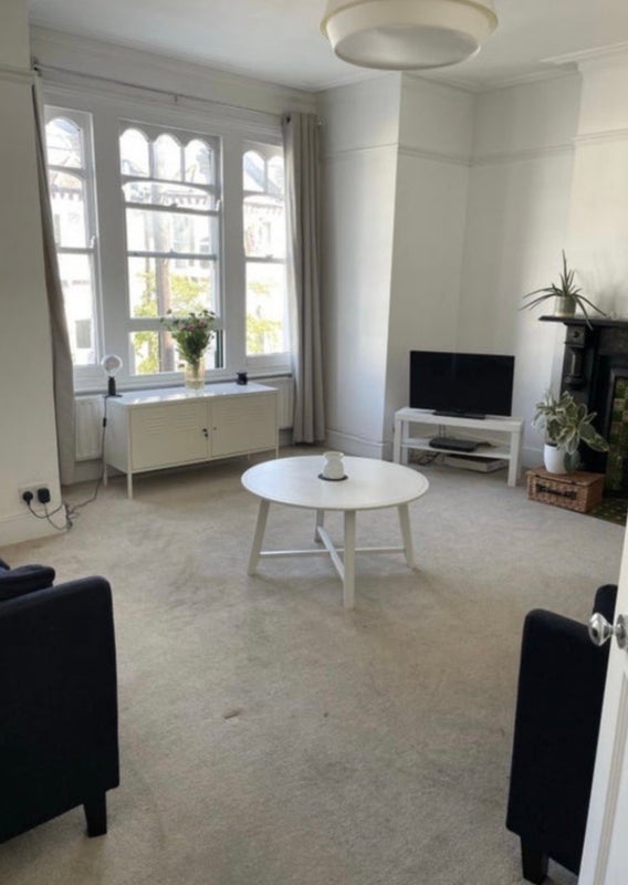 Room Lavender Sweep in Greater London