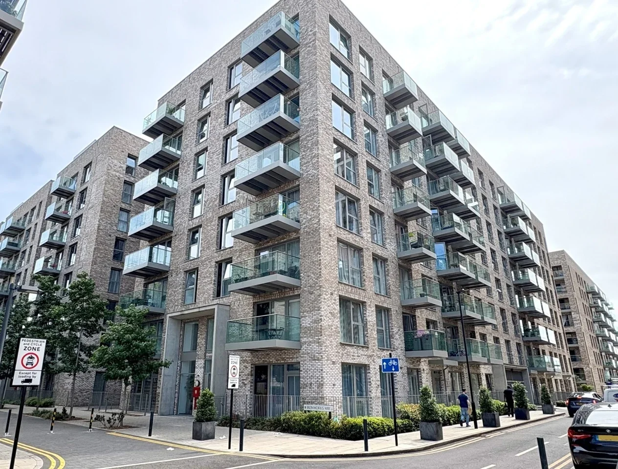 Flat Ironworks Way in Greater London