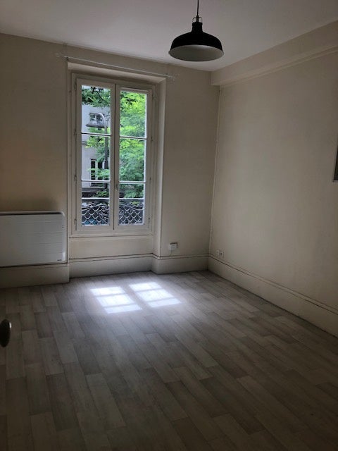 Appartement Avenue Secrétan à Paris