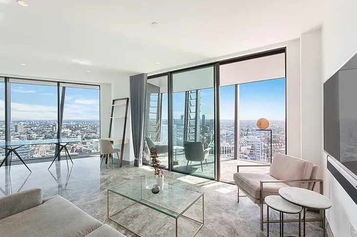 Flat Blackfriars Road in Greater London