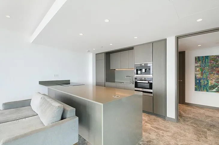 Flat Blackfriars Road in Greater London