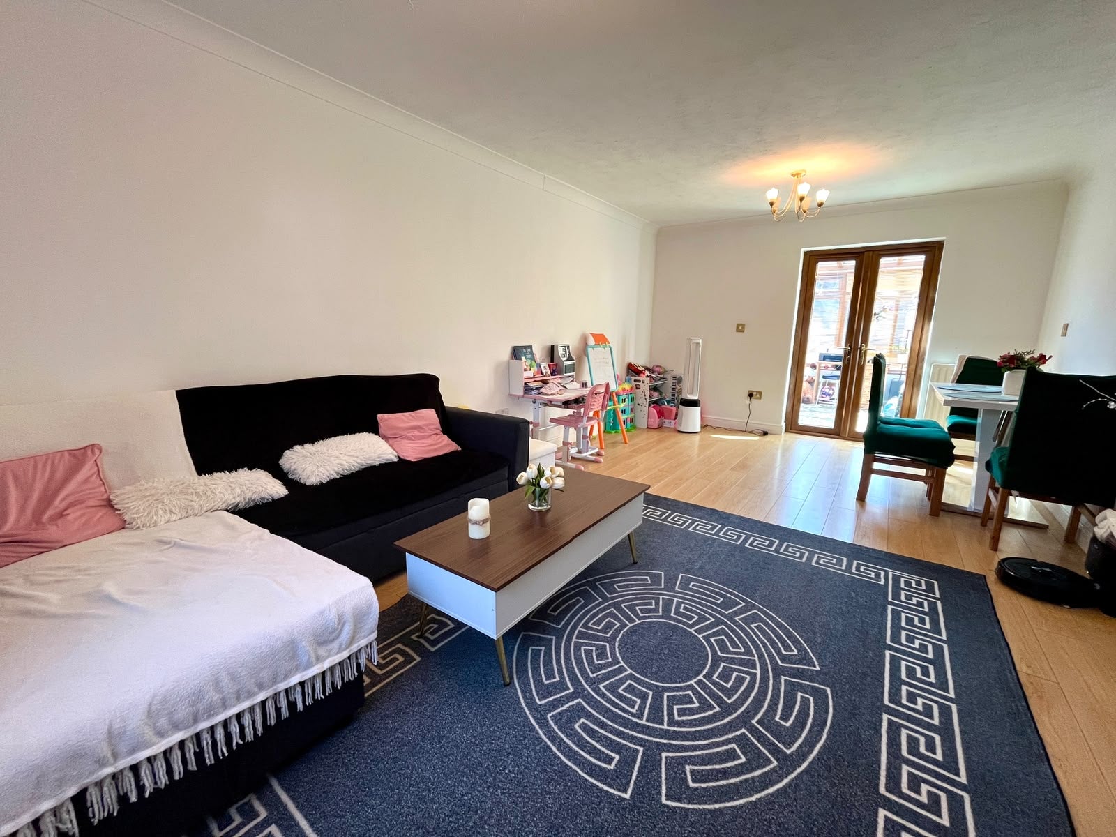House Taylor Walk in Stafford