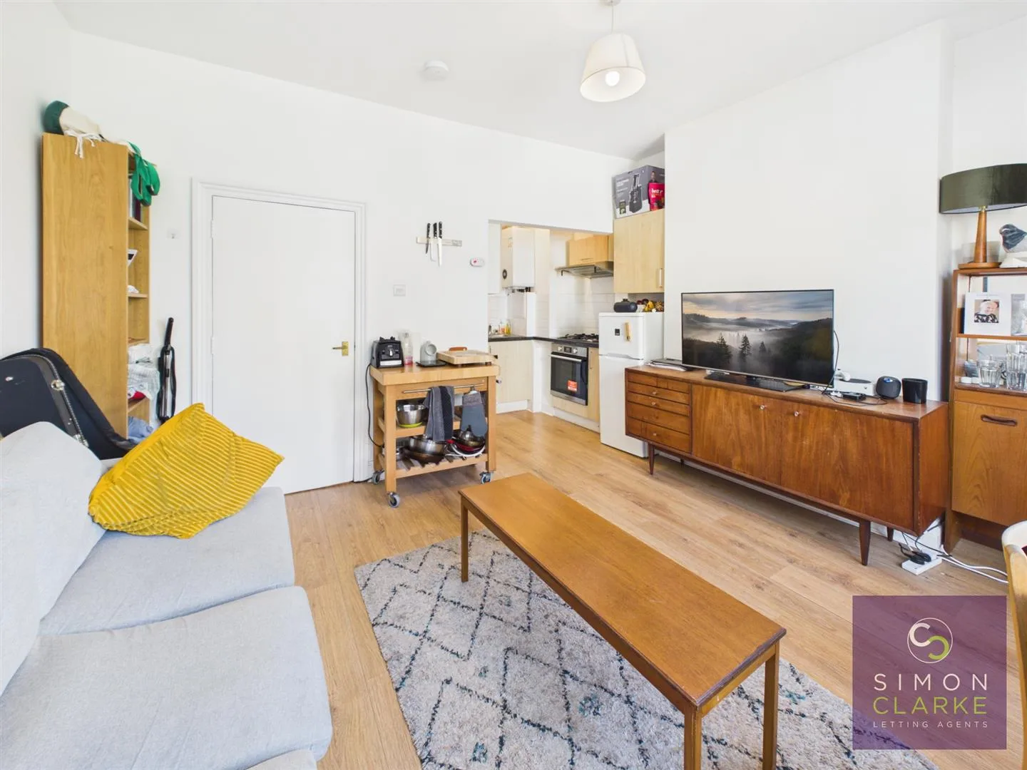 Flat Cambridge Heath Road in Greater London