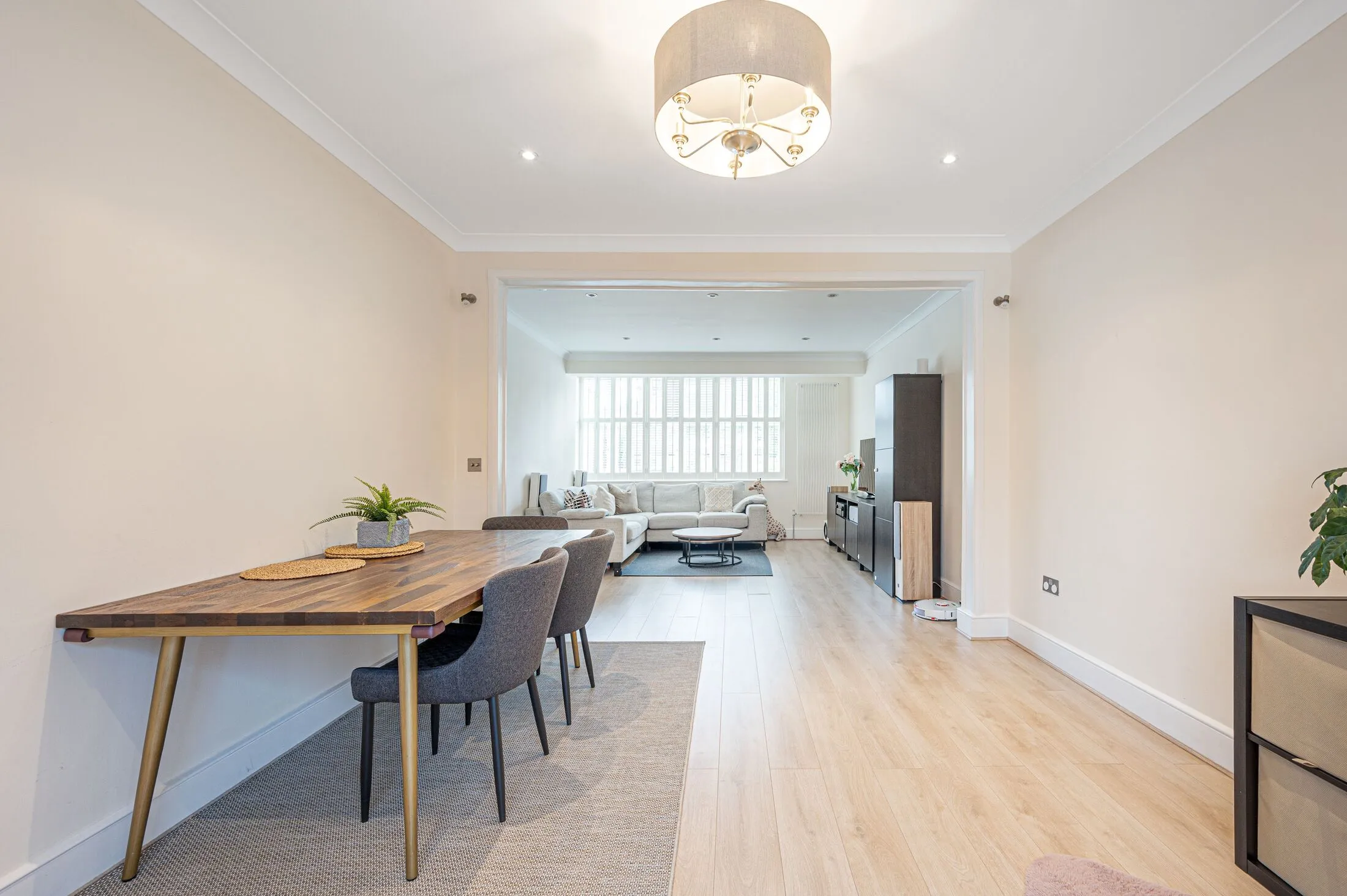 House Pyecombe Corner in Greater London