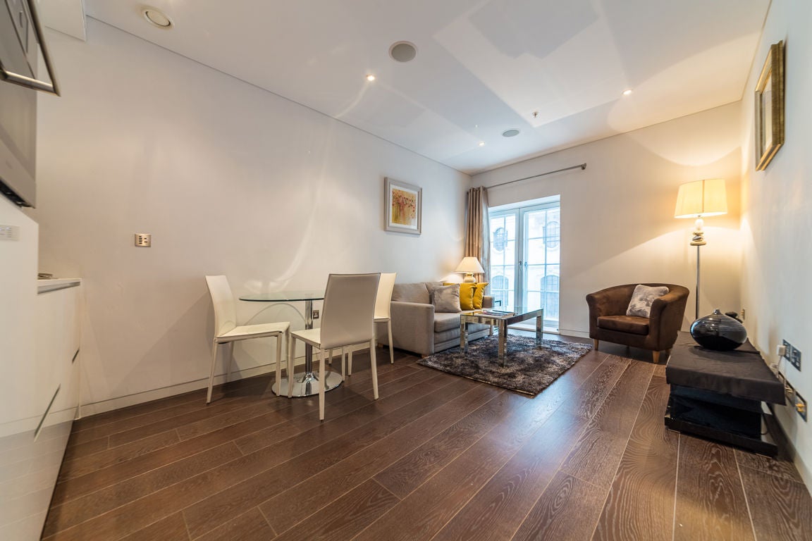 Flat Aldwych in City of Westminster