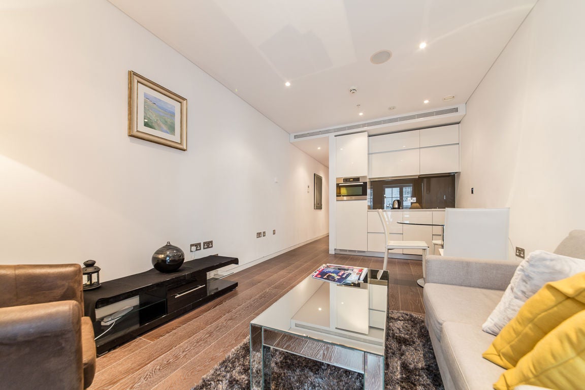 Flat Aldwych in City of Westminster