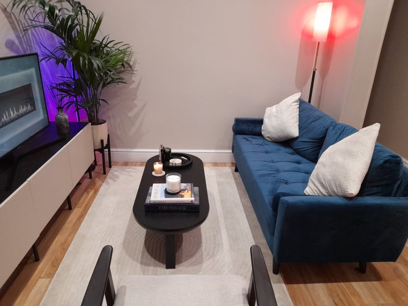 Room Leslie Road in Greater London