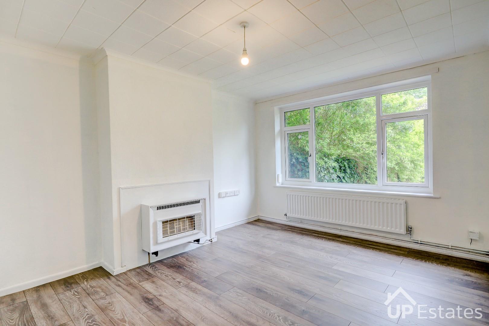Flat Sunnybank Avenue in Coventry