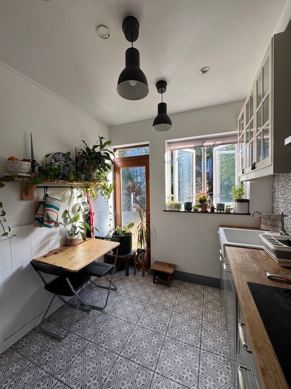 Flat Edith Road in Greater London