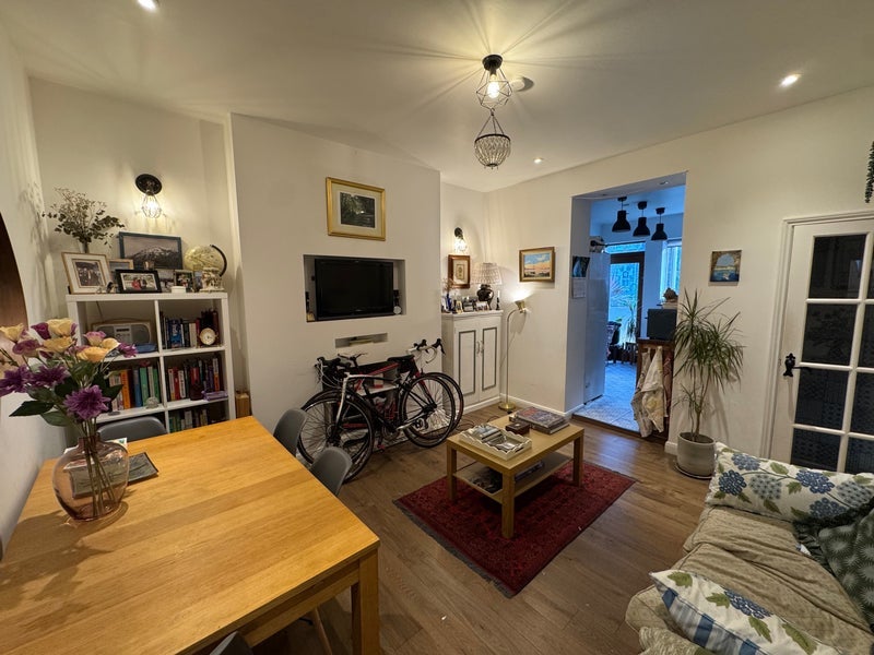 Flat Edith Road in Greater London