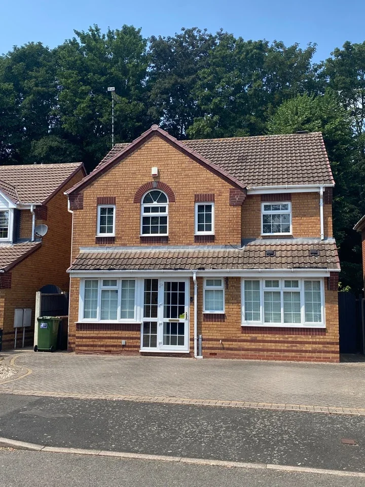 House Ribbonbrook in Nuneaton and Bedworth