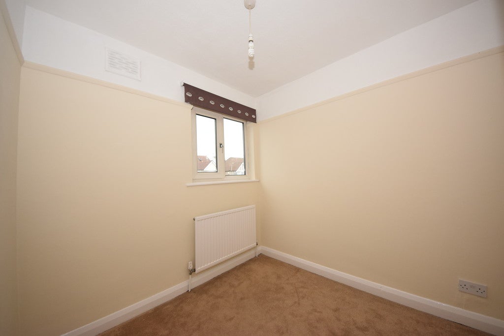 House Headley Drive in Greater London