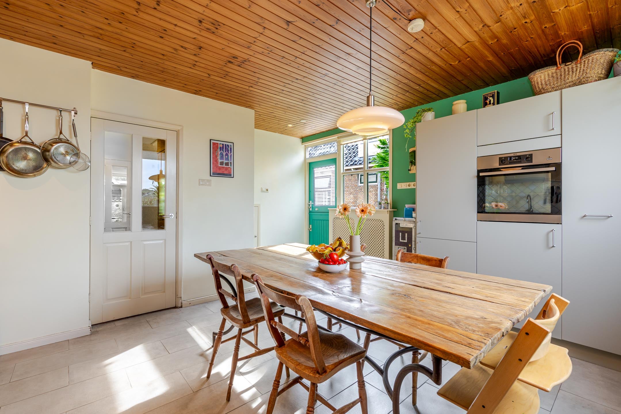 Twee-onder-één-kap te koop: Polderweg 194, Schiedam