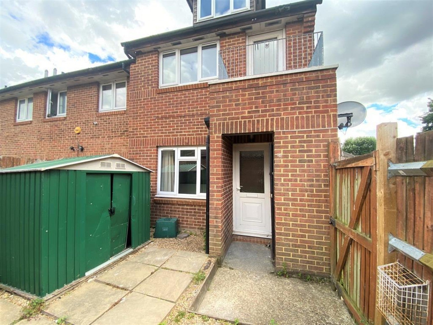 Flat Devonshire Road in Greater London