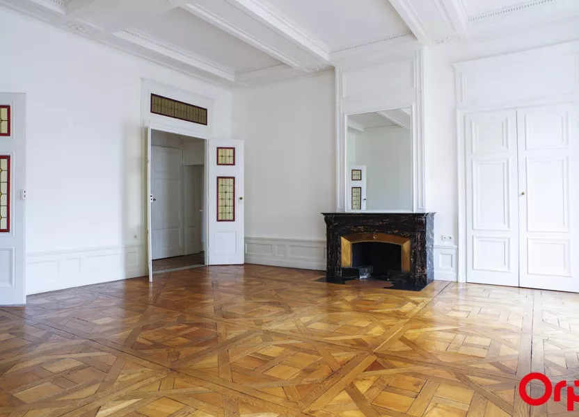 Appartement Place Saint Jean à Lyon