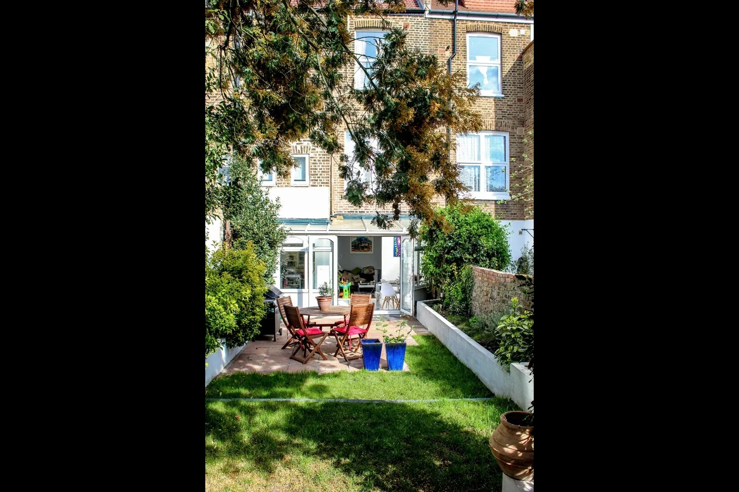 Flat Essex Park Mews in Greater London