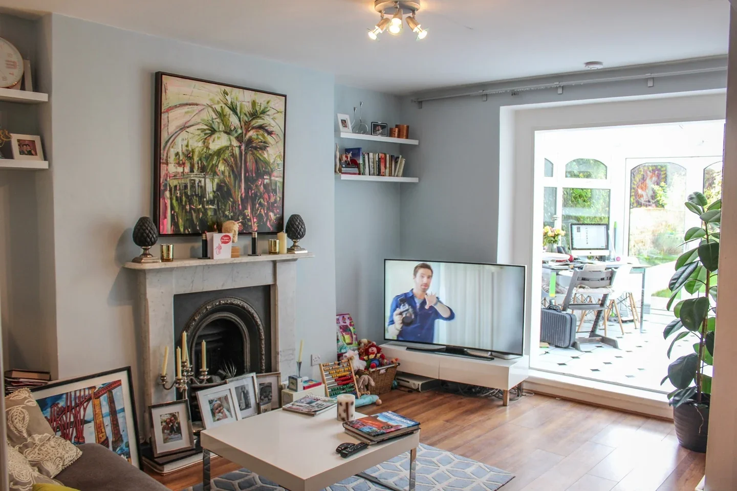 Flat Essex Park Mews in Greater London