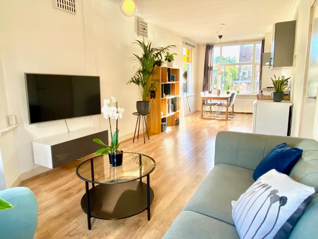 Appartement Johannes Camphuijsstraat 259 in Den Haag