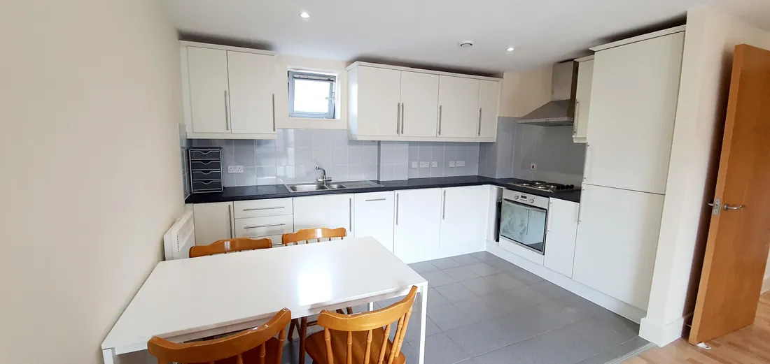 Flat Golate in Cardiff