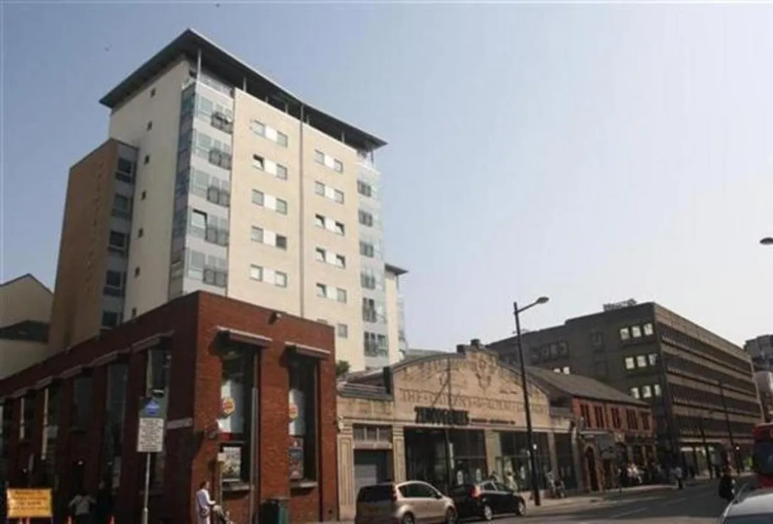 Flat Golate in Cardiff