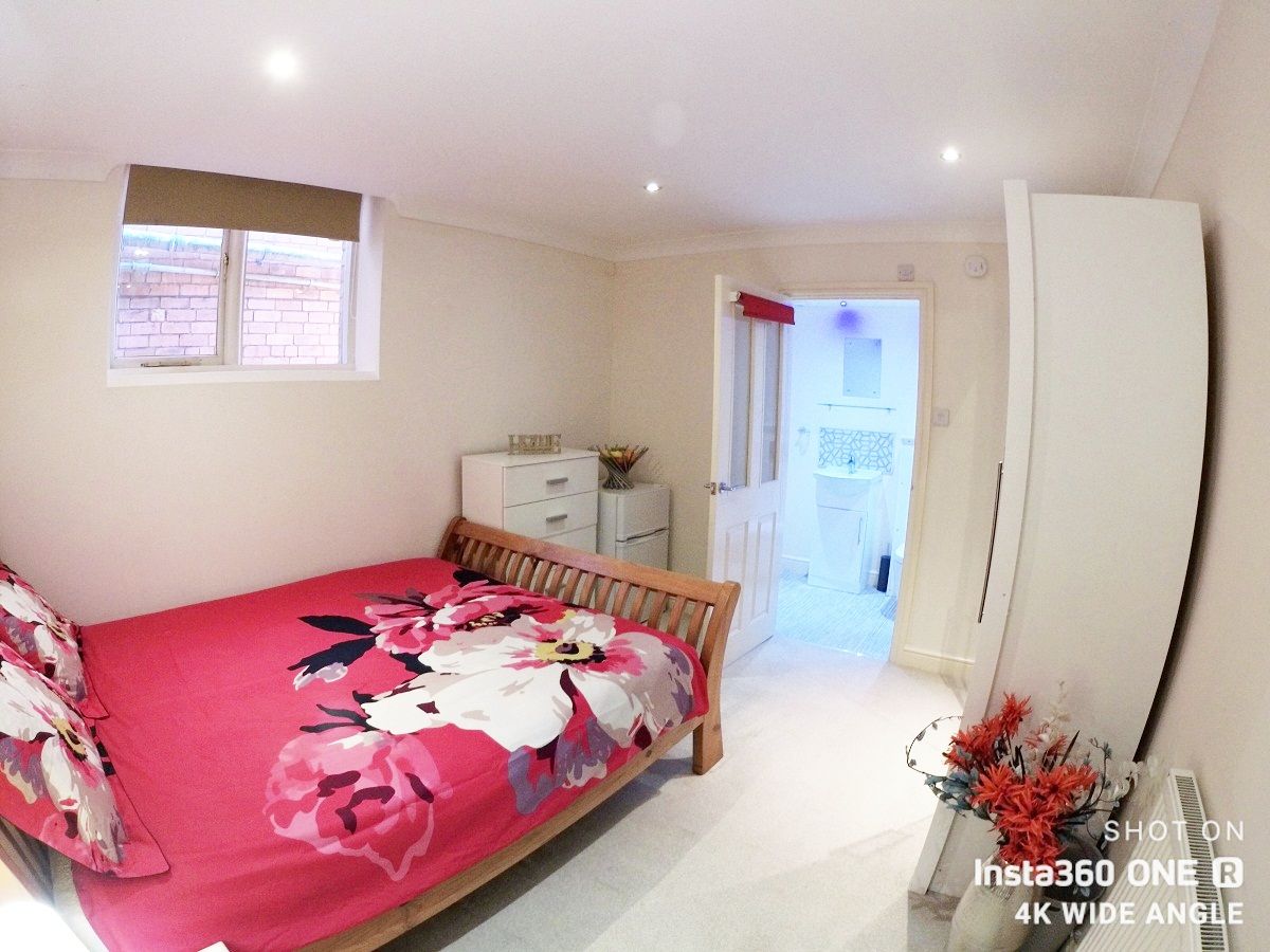 Room Winn Street in Lincoln