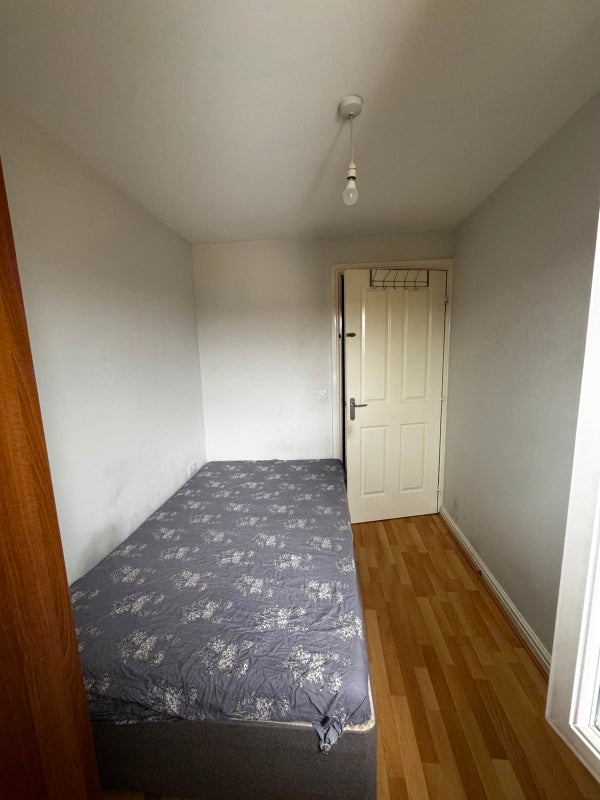 Room Hitchen Street in Manchester