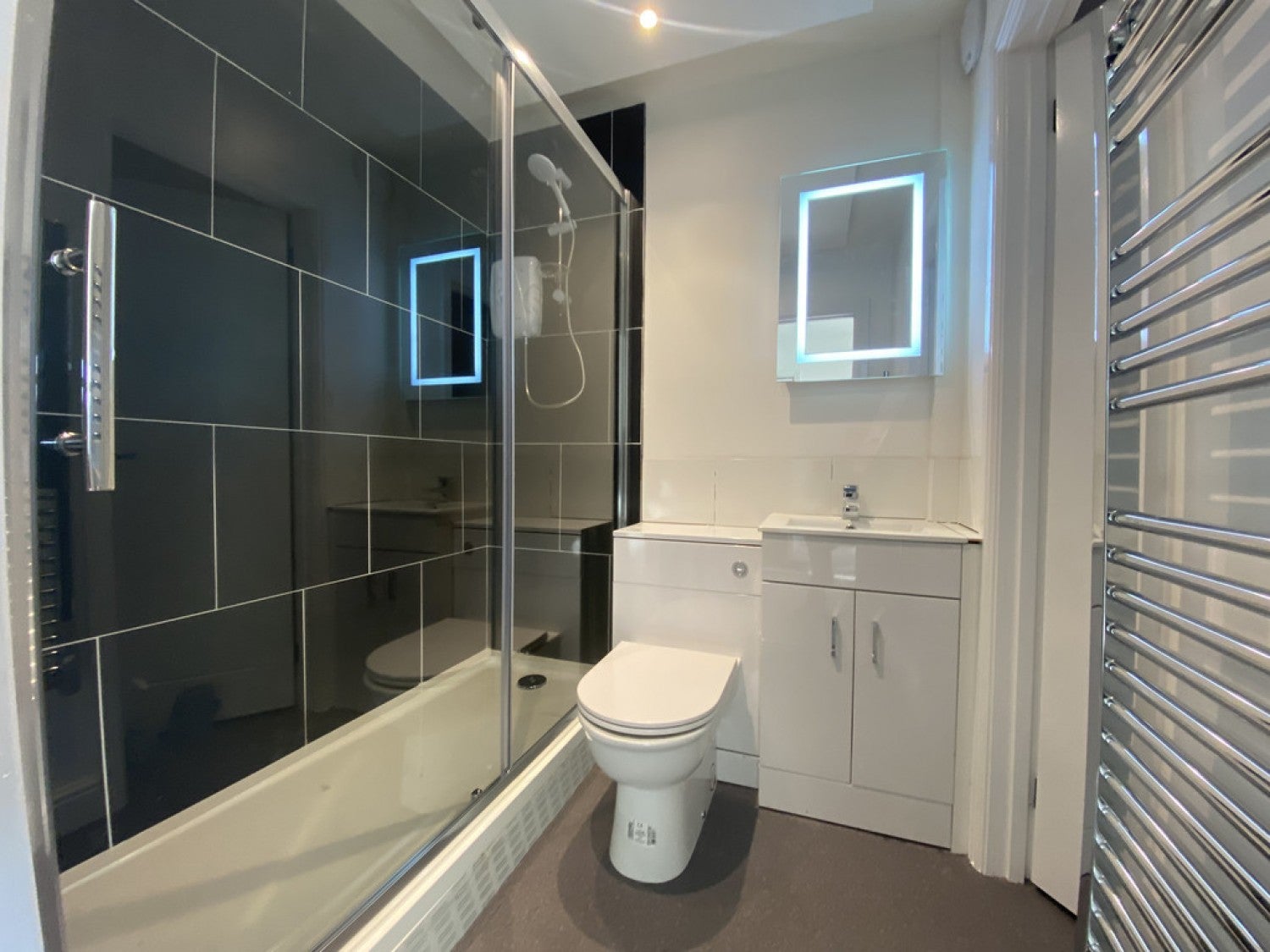Flat Newbold Terrace in Royal Leamington Spa